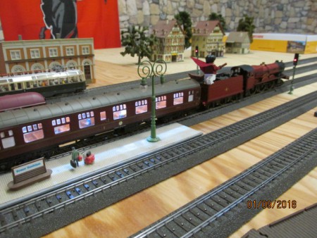 Zauberer bitte zusteigen.